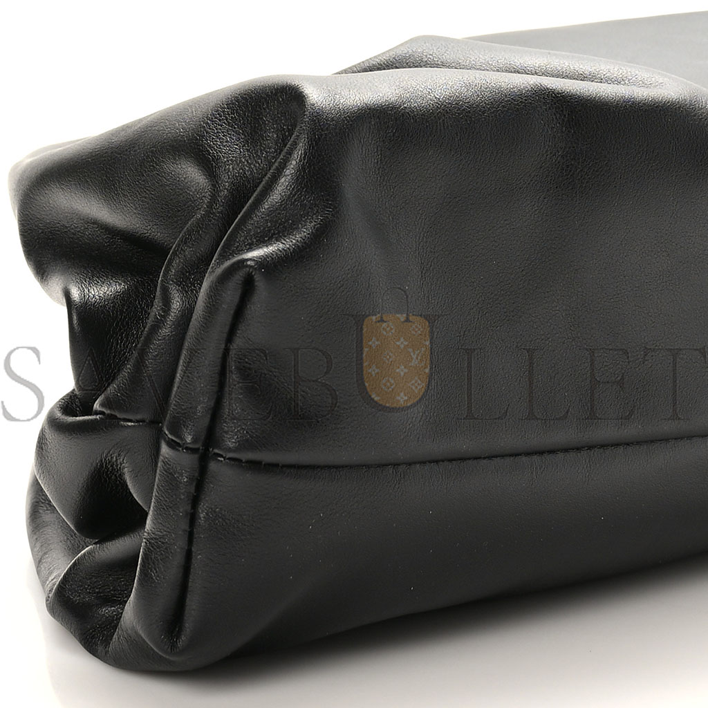 bo*te*ga Ve*ne*ta smooth butter calf the pouch oversized clutch black (38*18*8cm)